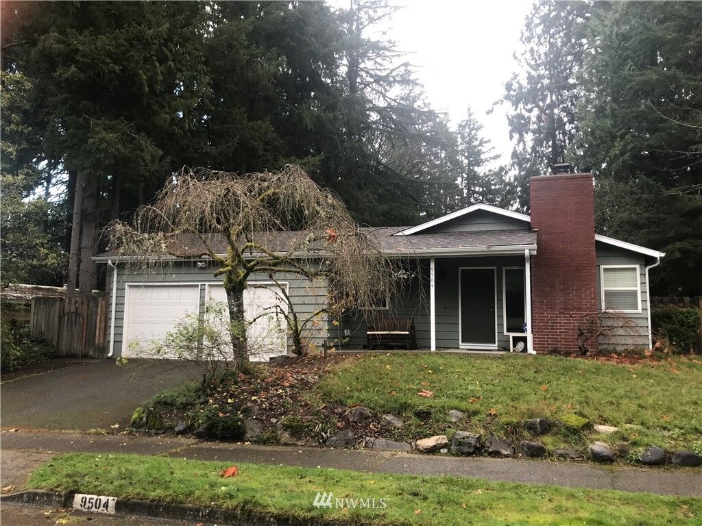 Property Photo:  9504 169th Avenue NE  WA 98052 