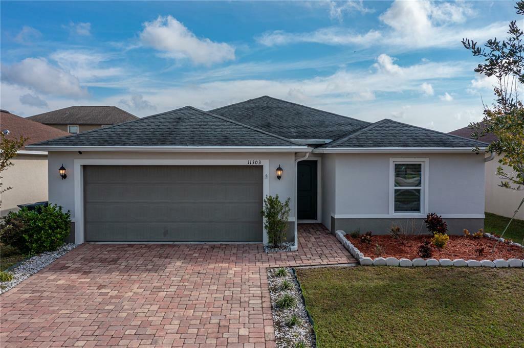 Property Photo:  11303 Brighton Knoll Loop  FL 33579 