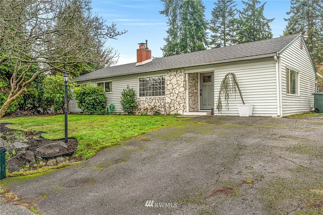 Property Photo:  8025 220th Street SW  WA 98026 