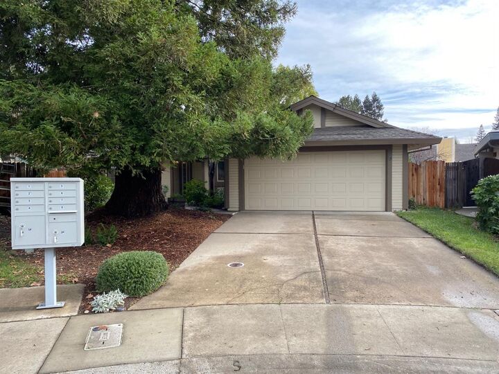 5 Trotter Court  Sacramento CA 95831 photo
