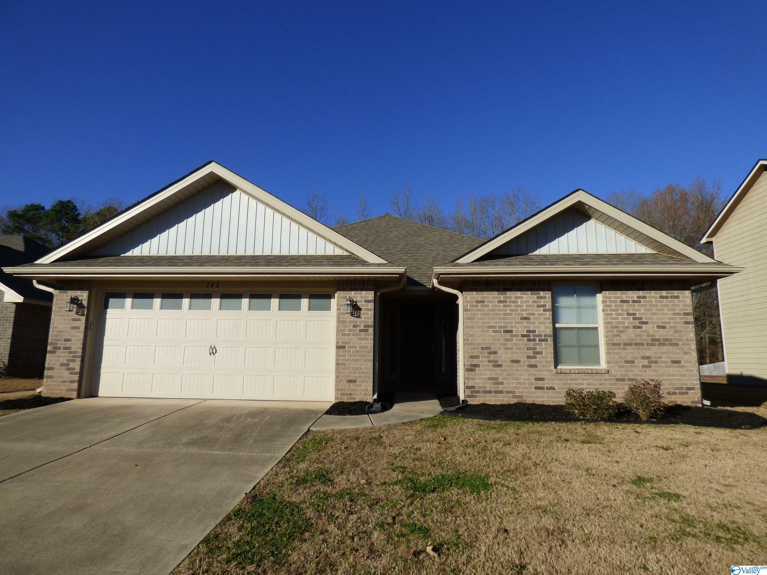 Property Photo:  143 Bermuda Lakes Drive  AL 35759 