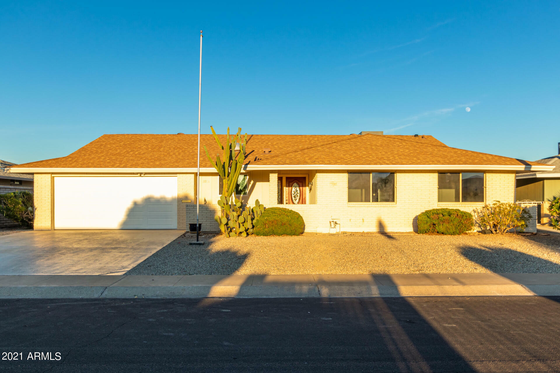 Property Photo: 10336 W Cameo Drive AZ 85351