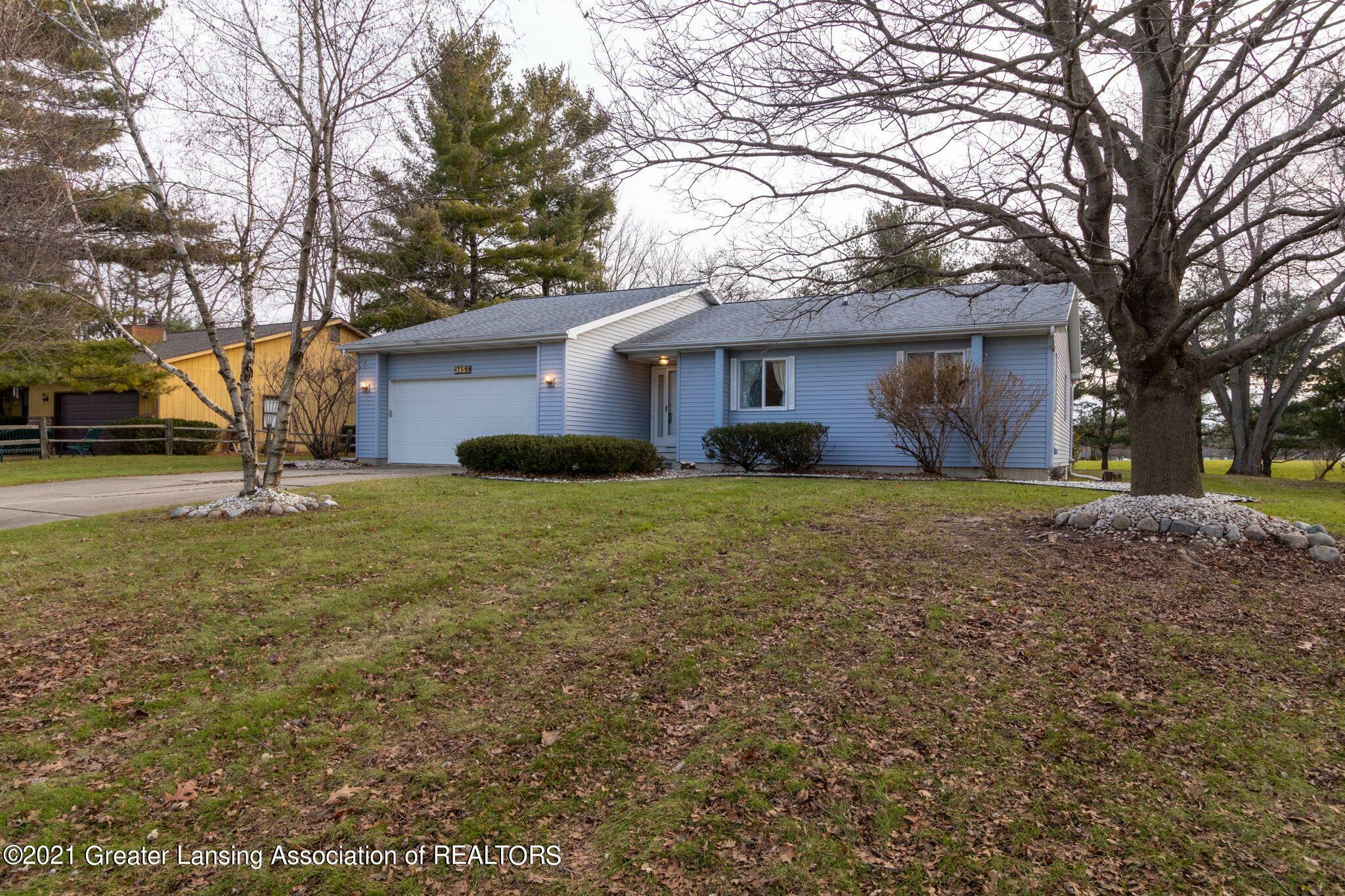 Property Photo:  3455 Parkwood Drive Drive  MI 48820 