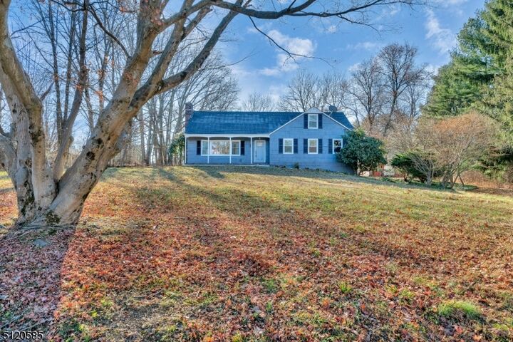 5 Schoolhouse Ln  Chester Twp. NJ 07930 photo