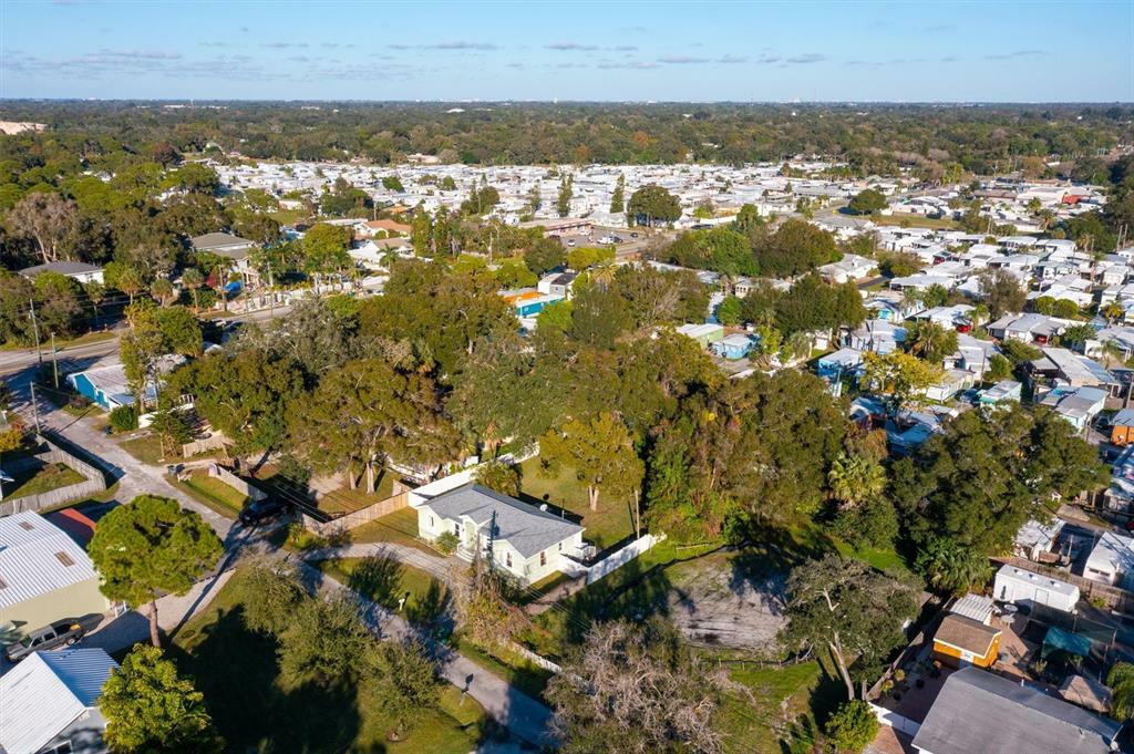 Property Photo: 4525 77th Way N FL 33709