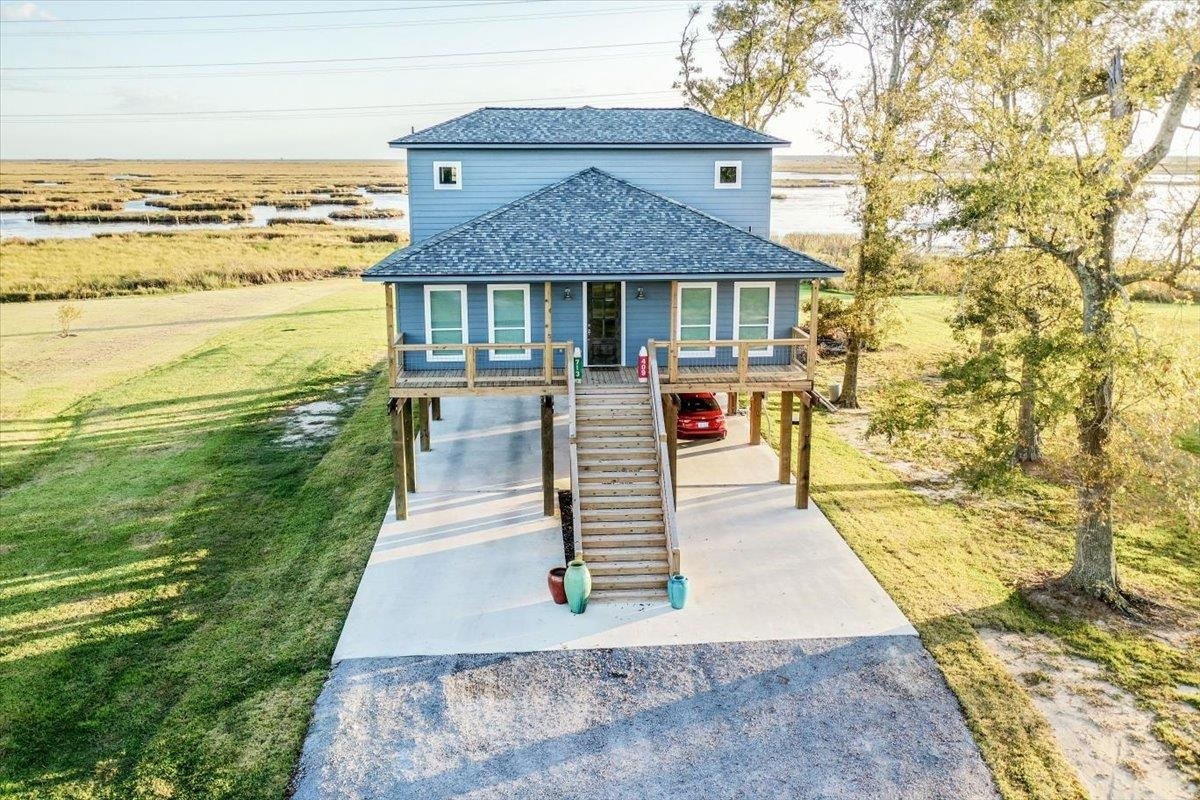 Property Photo:  109 Jasmine  TX 77611 