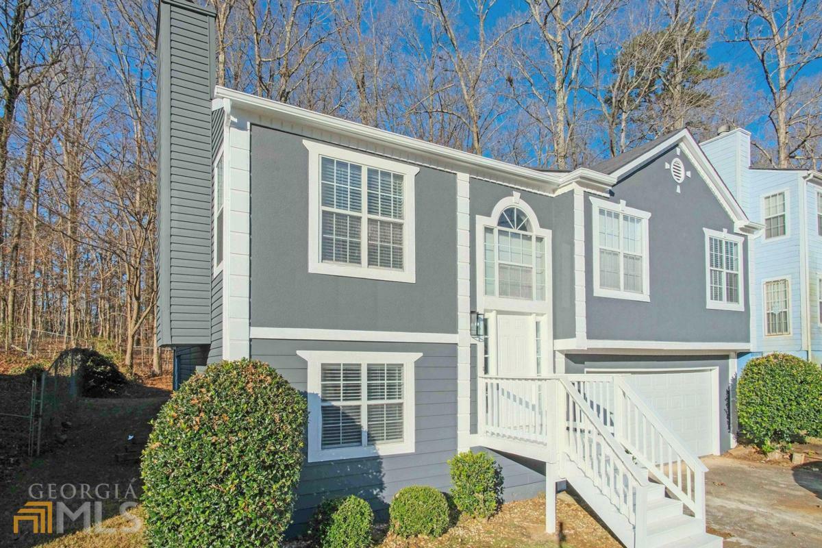 Property Photo: 2997 Cascade Manor Drive GA 30034