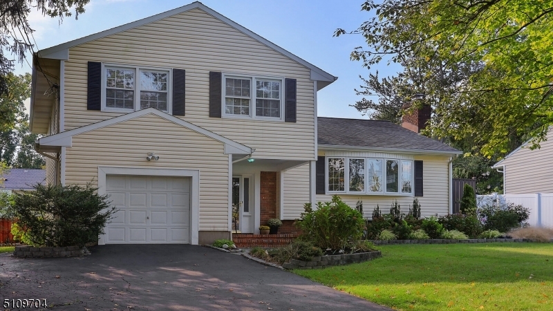 Property Photo: 14 Crest Ln NJ 07023