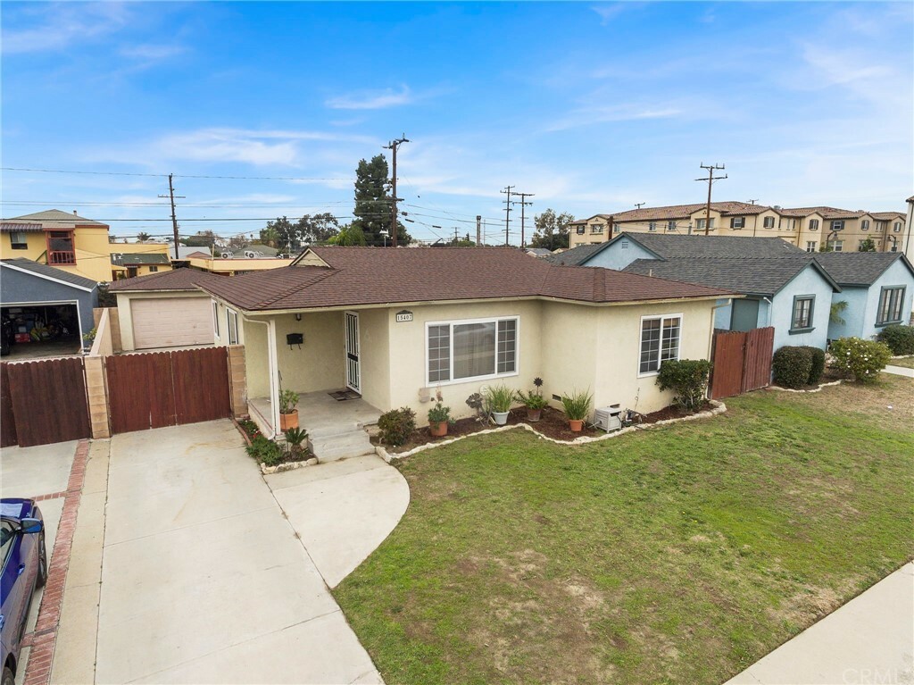 Property Photo:  15407 Haas Avenue  CA 90249 