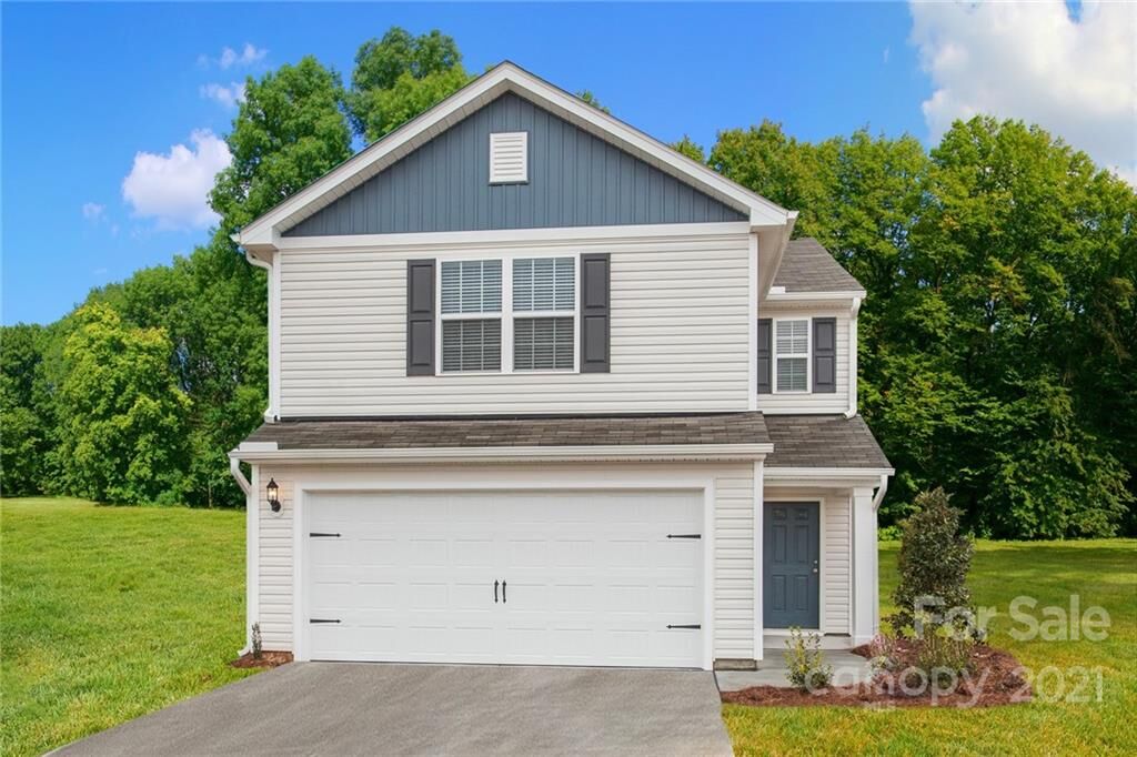 Property Photo: 8007 Derby Woods Lane NC 28214