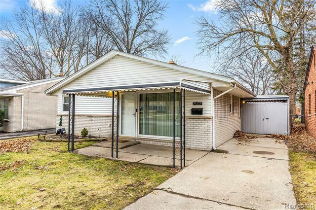 Property Photo:  25212 Annapolis Street  MI 48125 