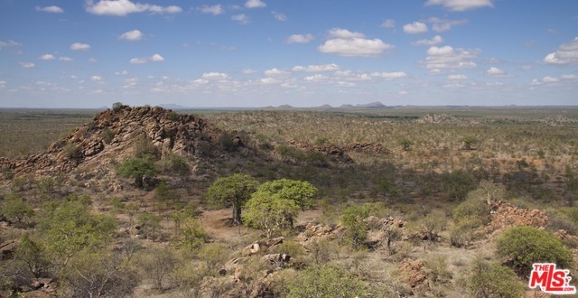 Property Photo:  1  South Africa-Mapungubwe Private Nature Reserve  XX 90265 