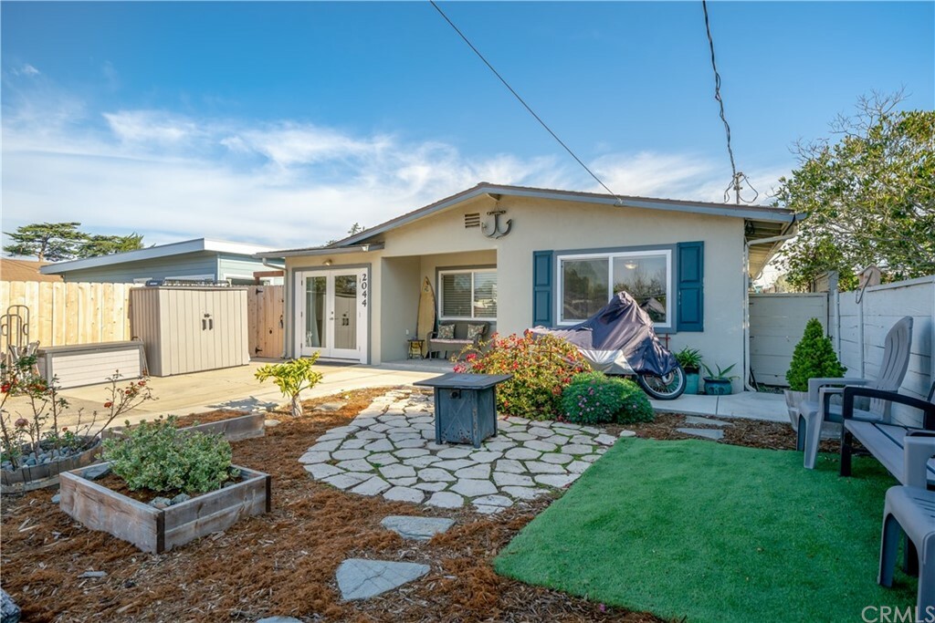 Property Photo:  2044 Bush Drive  CA 93402 