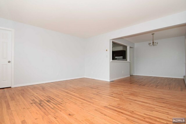 Property Photo:  130 Grant Avenue 2  NJ 07029 