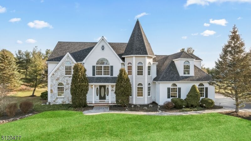 Property Photo:  13 Wedgewood Dr  NJ 08801 