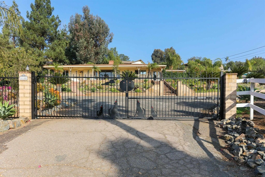 Property Photo:  1188 Crystal Lane  CA 92020 