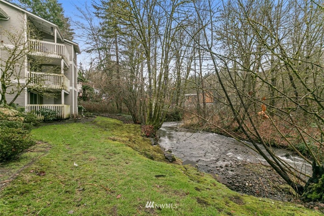 Property Photo:  4519 125th Avenue SE A202  WA 98006 