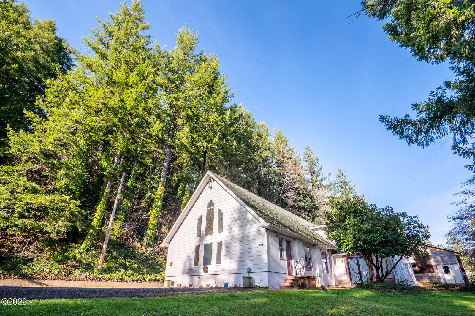 Property Photo: 750 NW Forestry Road OR 97391