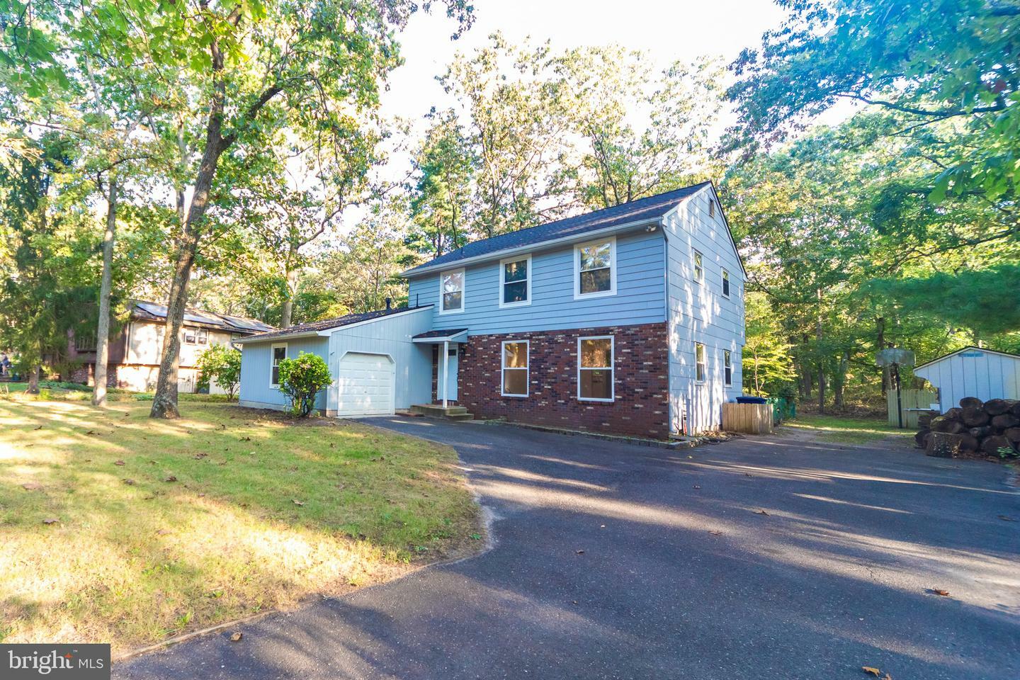 Property Photo:  149 Oak Pines Boulevard  NJ 08068 