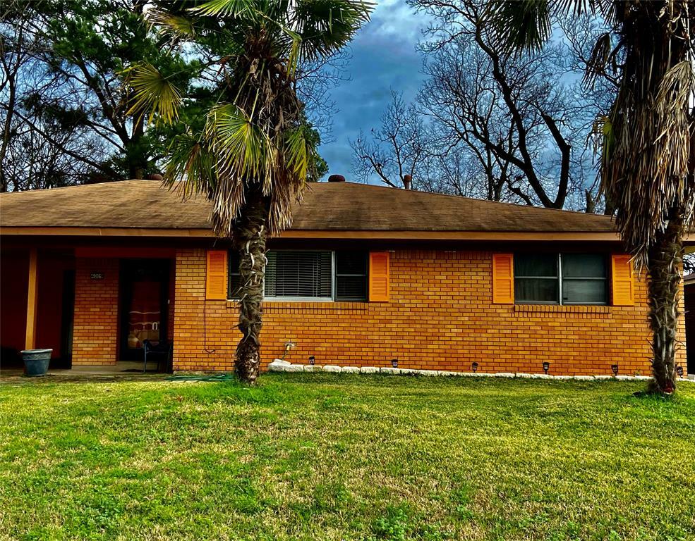 Property Photo:  4009 Parkway Drive  LA 71112 