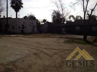 Property Photo:  909 P Street  CA 93304 