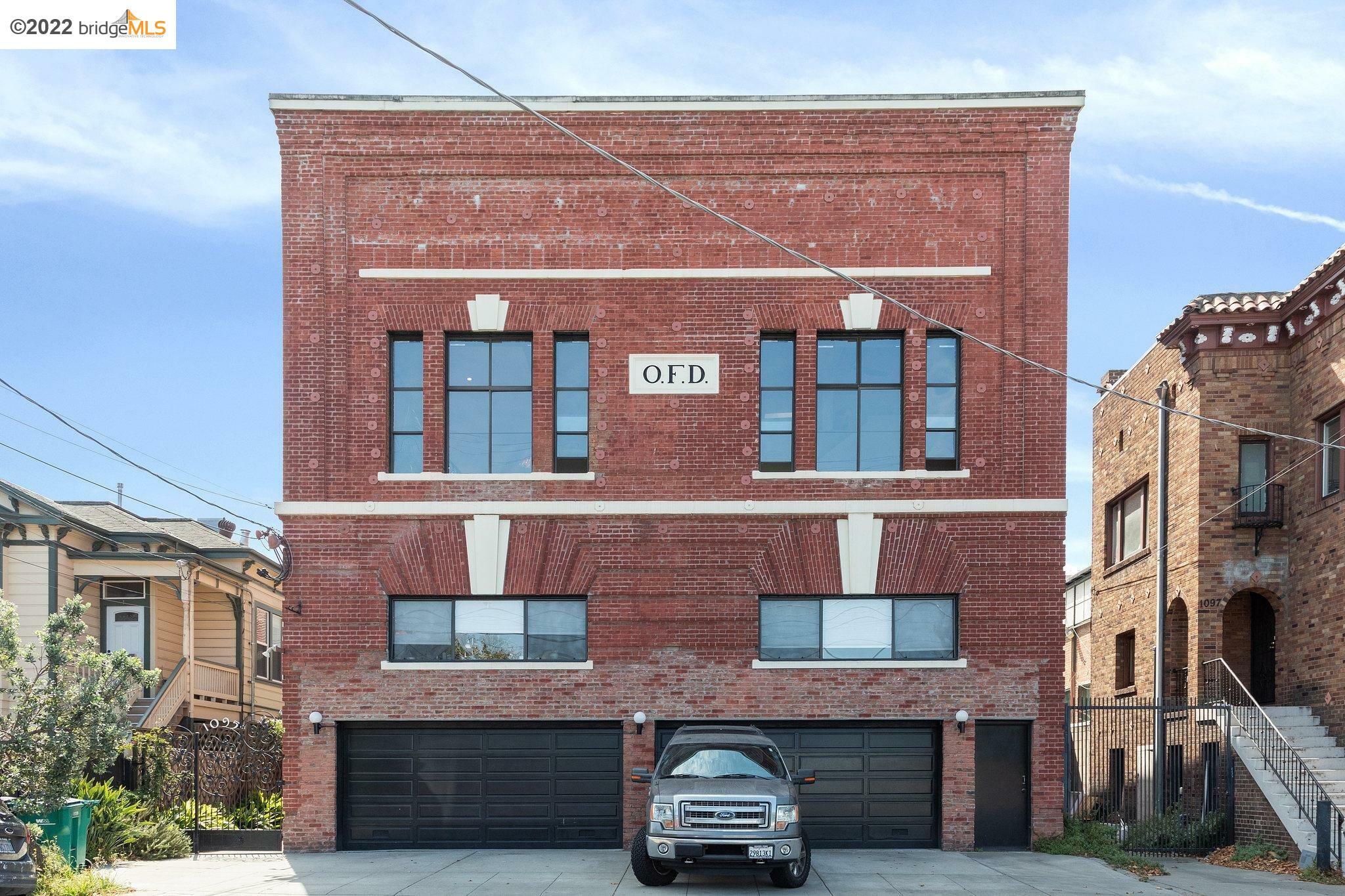 Property Photo:  1095 59th Street 4  CA 94608 