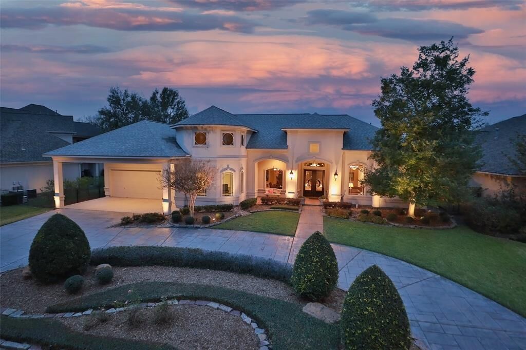 Property Photo:  8715 Sterling Gate Circle  TX 77379 