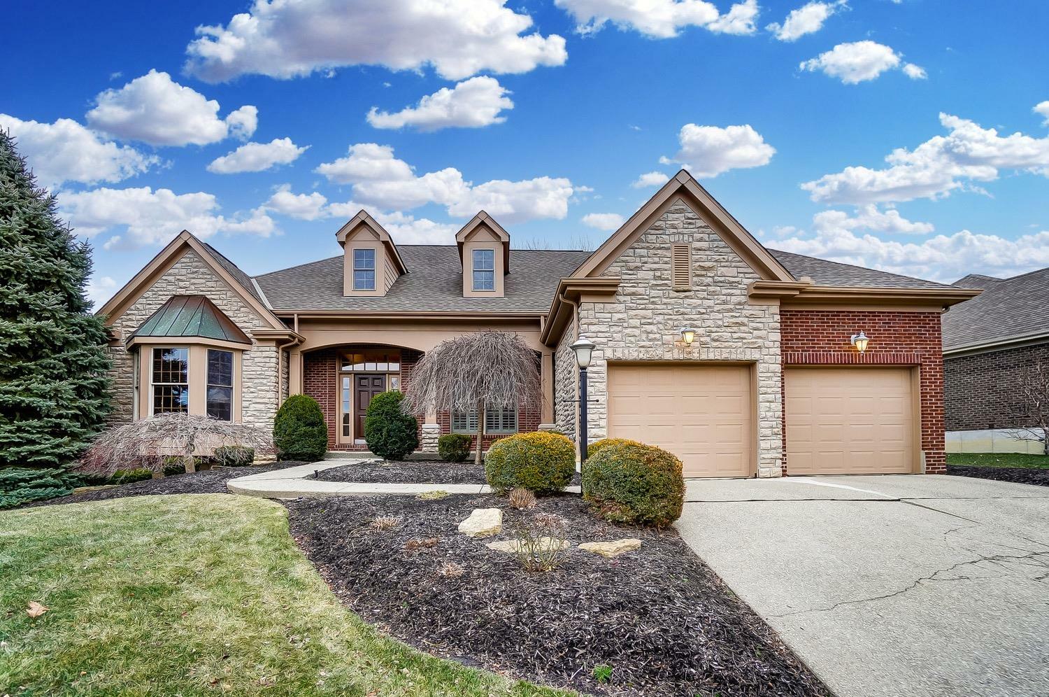 Property Photo:  4906 Water Stone Ln  OH 45039 