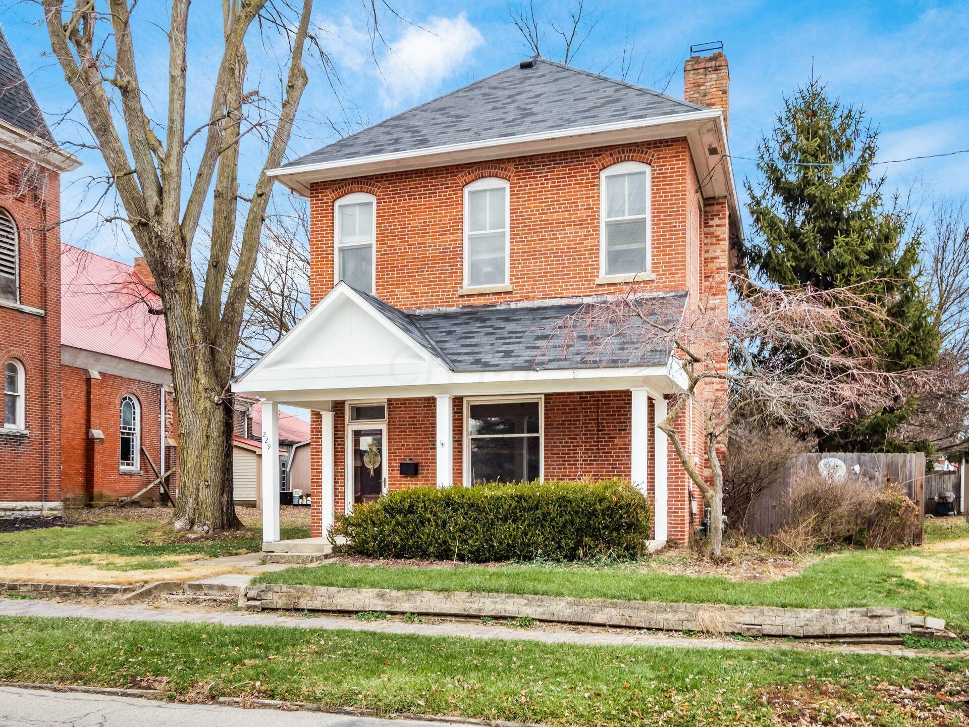 Property Photo:  229 S Chillicothe Street  OH 43064 