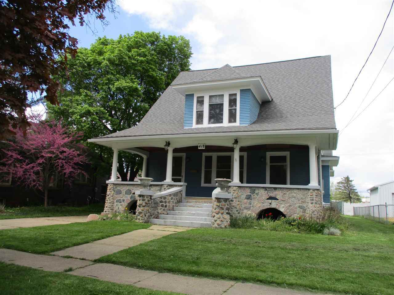 Property Photo:  418 W Main St.  MI 48429 