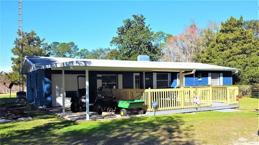 Property Photo:  9522 NE County Road 1469  FL 32631 