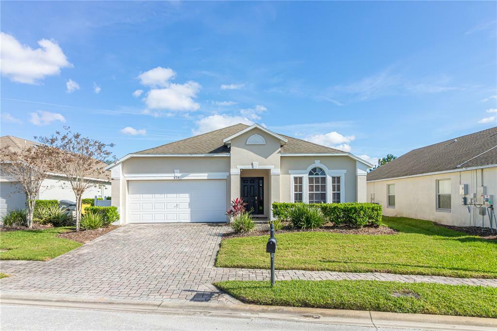 Property Photo:  838 Kildrummy Drive  FL 33896 