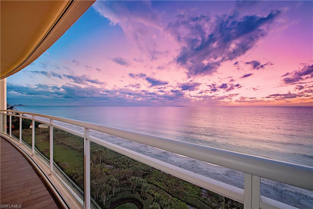 Property Photo: 11125 Gulf Shore Dr 904 FL 34108