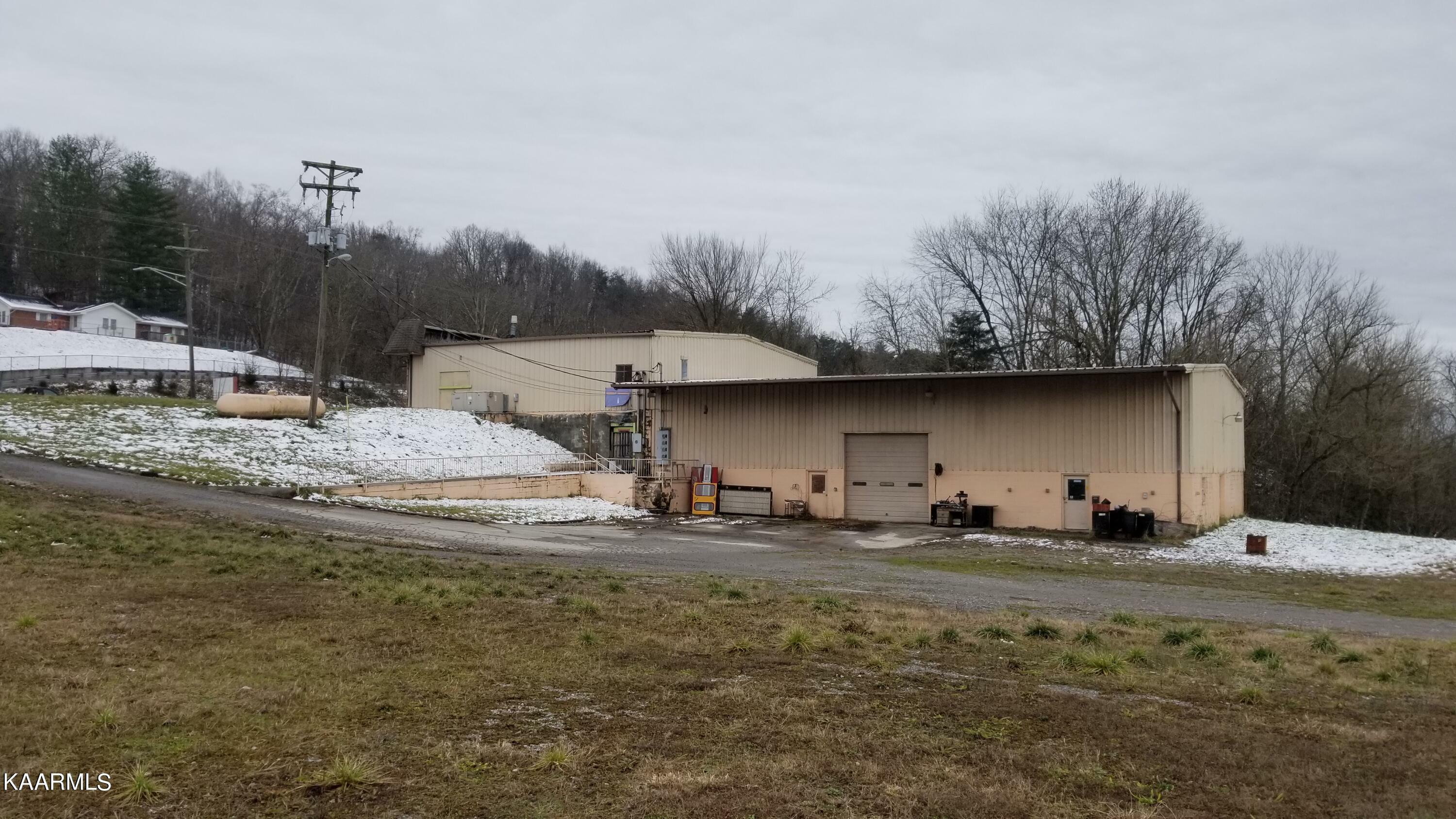 Property Photo:  2595 Maynardville Hwy  TN 37807 