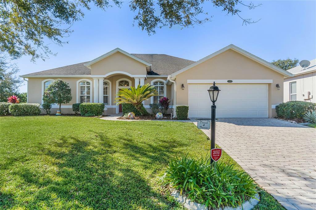 Property Photo:  24009 Robinwood Street  FL 34748 