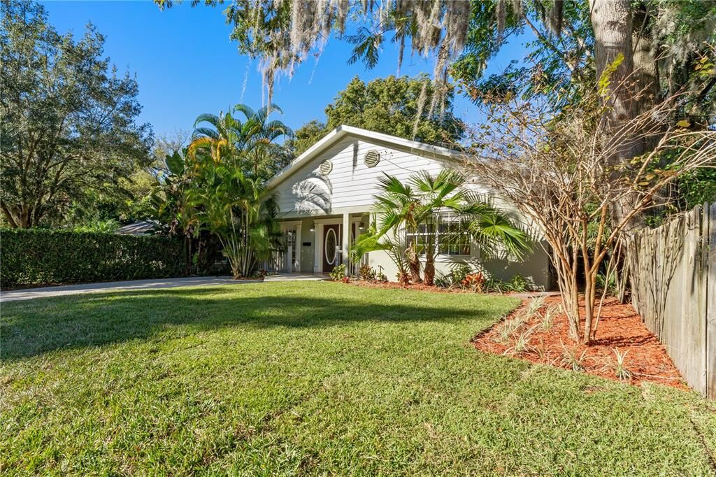Property Photo: 1015 Lake Highland Drive FL 32803