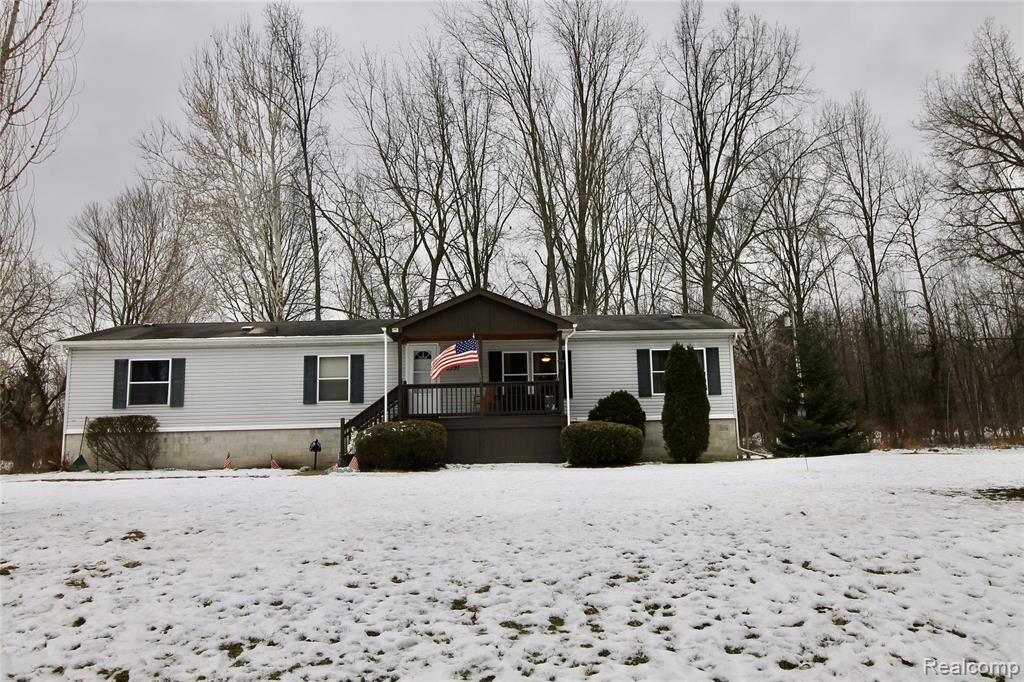 Property Photo:  8391 N Seymour  MI 48433 9246 