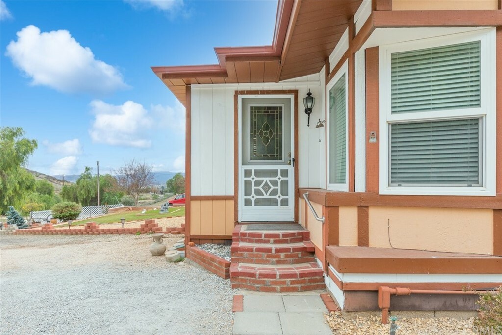 Property Photo: 24548 S Canyon Drive CA 92587