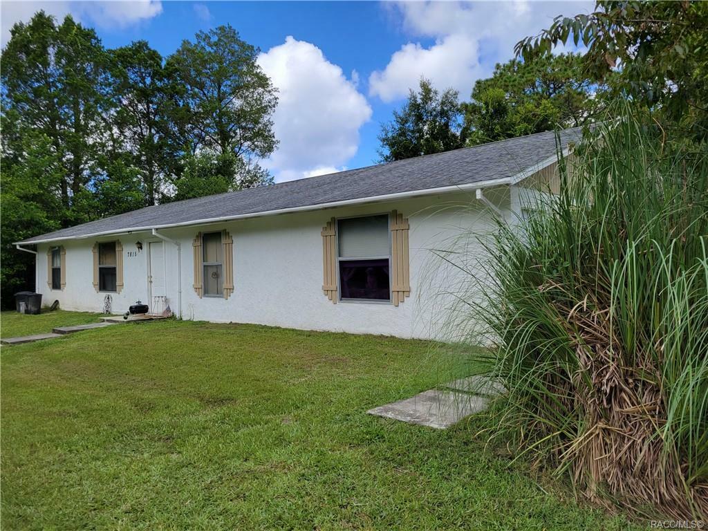 Property Photo:  7815 A &Amp B W Fern Place  FL 34448 