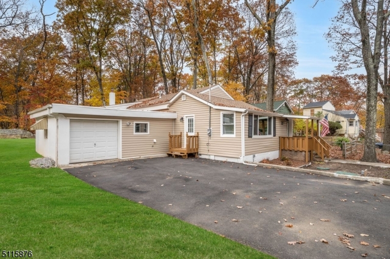 Property Photo: 736 Brooklyn Mountain Rd NJ 07843