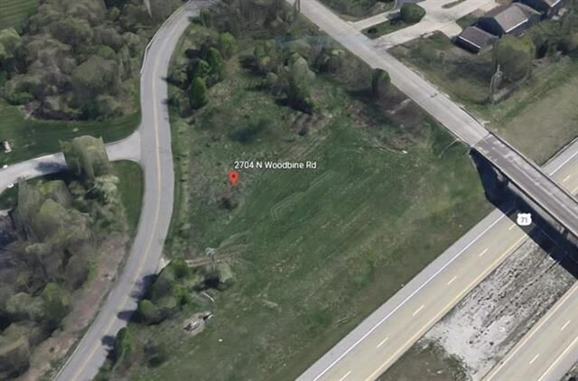 Property Photo:  2704 N Woodbine Road  MO 64506 