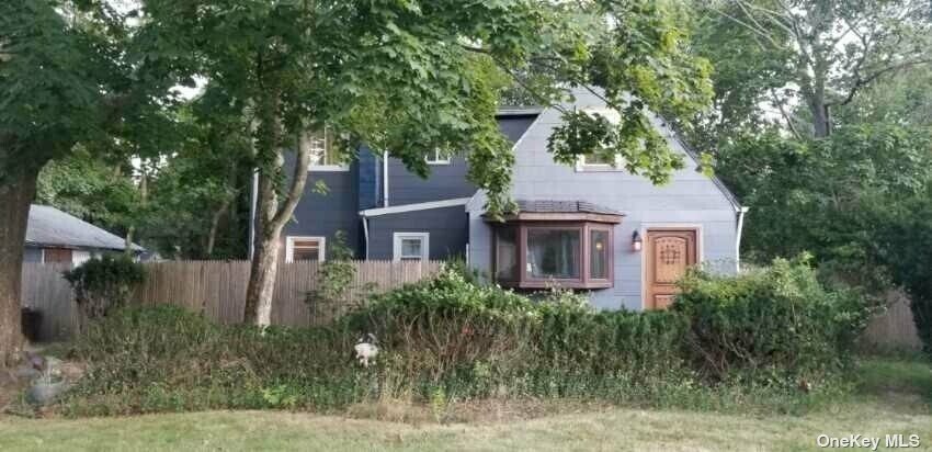 Property Photo: 32 Neighborhood Road NY 11951