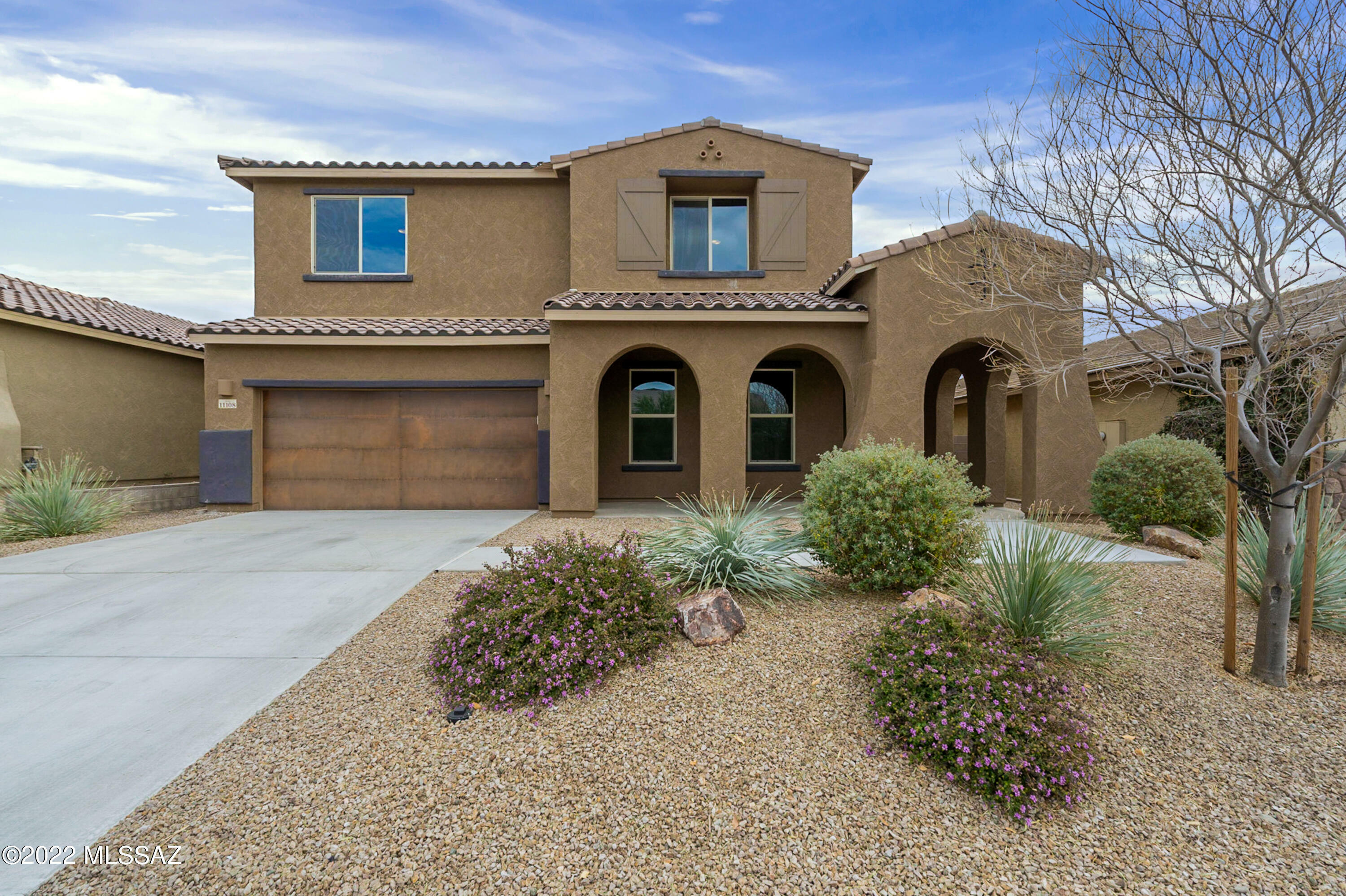 Property Photo:  11108 N Delphinus Street  AZ 85742 