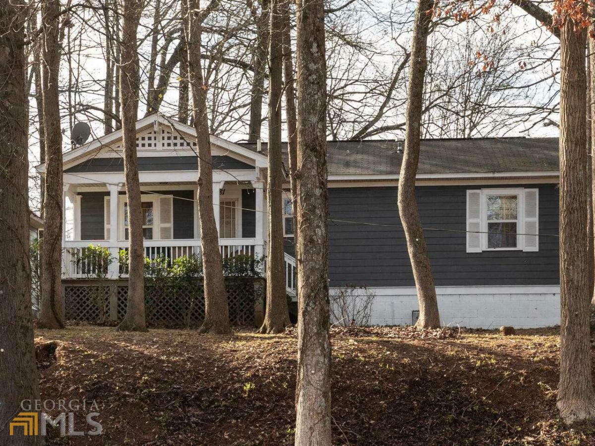 Property Photo:  1081 Hill Street SE  GA 30315 