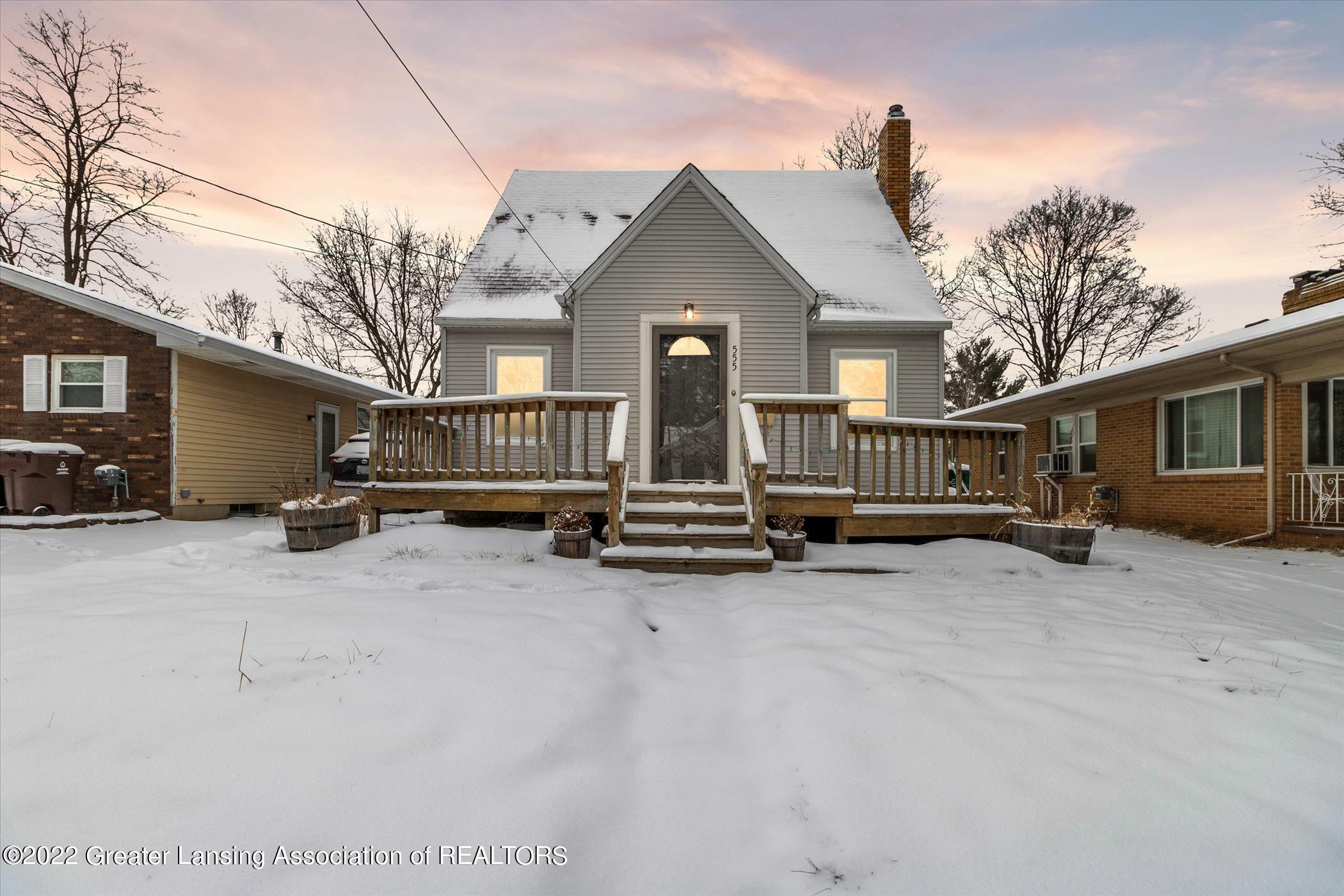 Property Photo:  555 Tisdale Avenue  MI 48910 