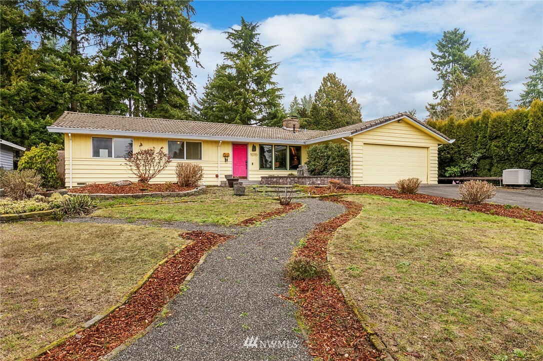 Property Photo:  5070 Ridgemont Drive NE  WA 98311 