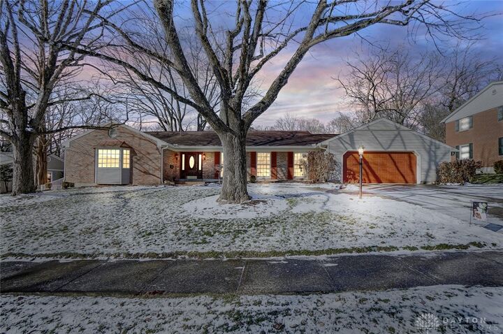 5025 Jameswood Circle  Kettering OH 45429 photo