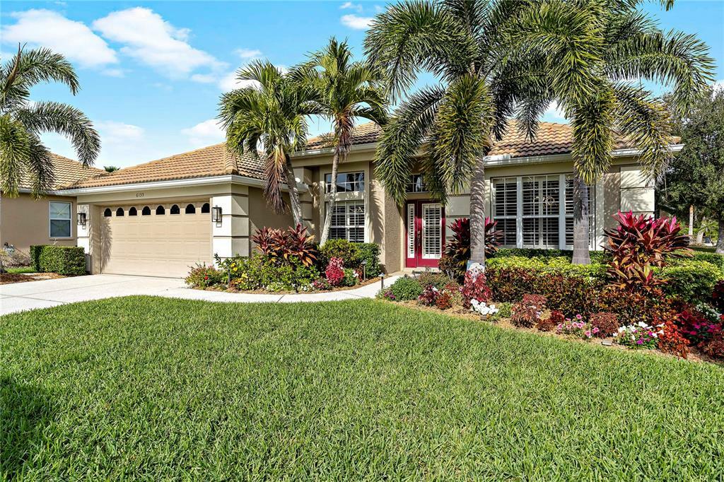 Property Photo:  6135 Palomino Circle  FL 34201 