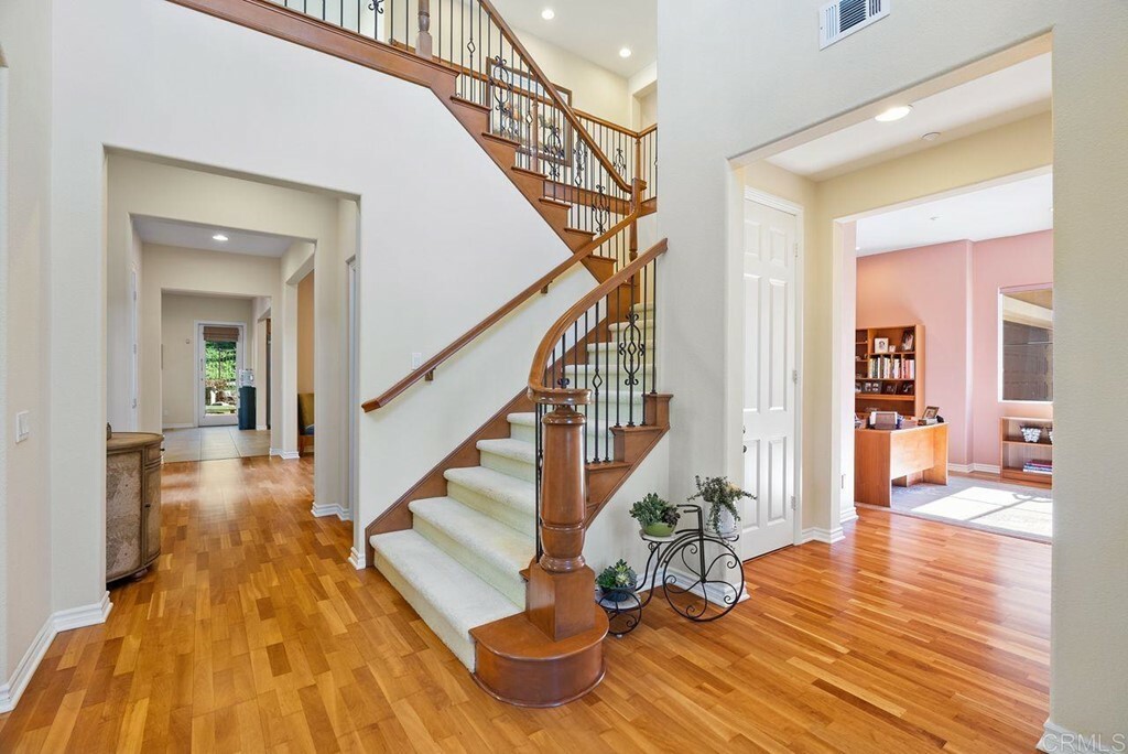 Property Photo: 827 Jensen Court CA 92024