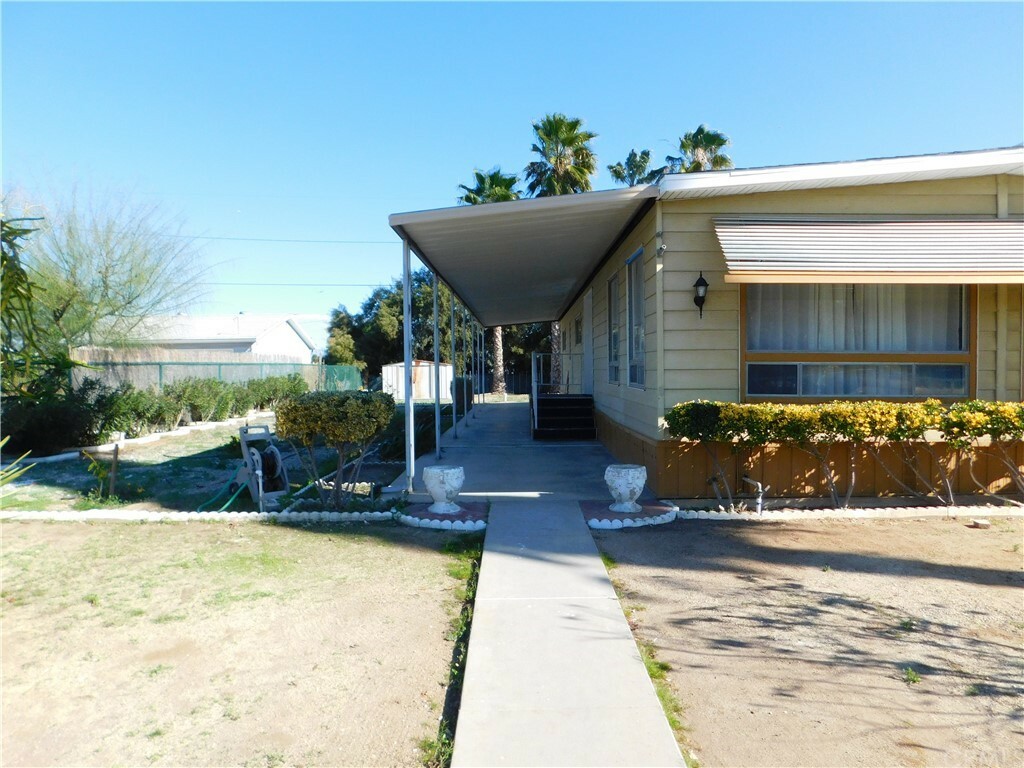 Property Photo:  14180 Vista Grande Drive  CA 92508 